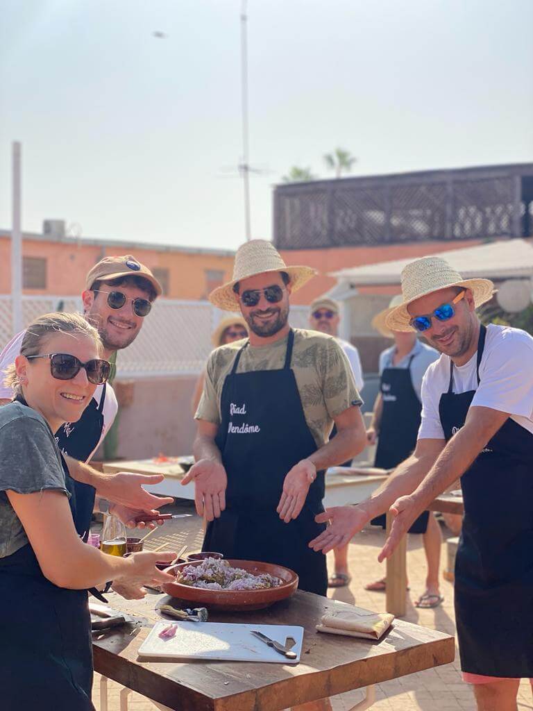 Dégustation rooftop après cours de cuisine à Marrakech